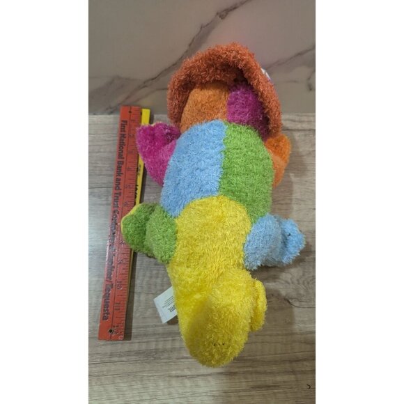 Kohls Cares Leo Lionni Chameleon A Color of His Own Plush 12"  sewn eyes - Picture 2 of 7